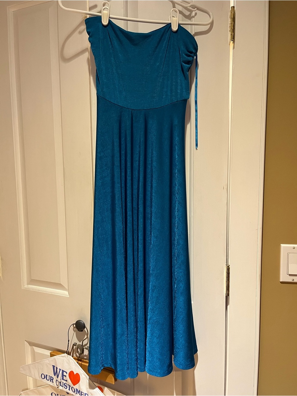 Sleeves teal shiny dress